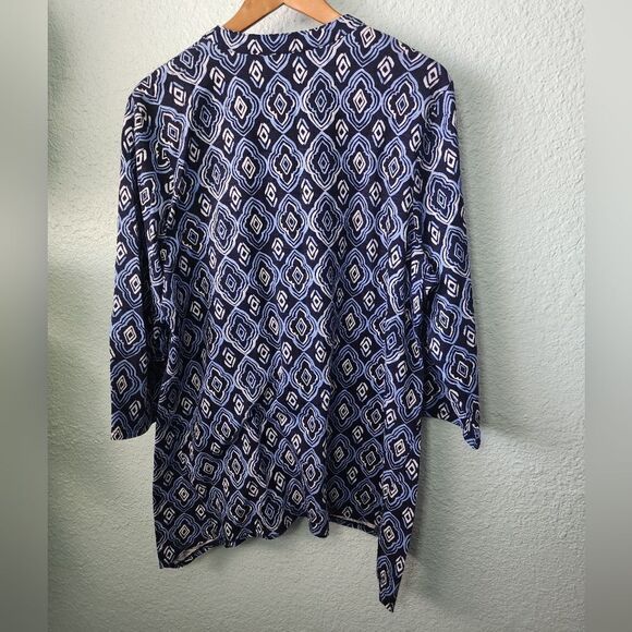 Chico's tunic style blouse asymmetrical hem - Picture 7 of 10